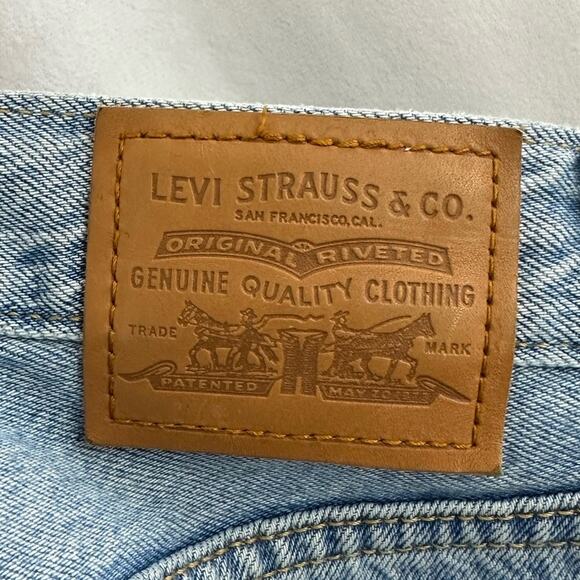 Levis Ribcage Straight Ankle Distressed Light Wash Jeans Womens Size 30 - Picture 6 of 7